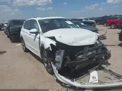 3VV2B7AX4KM071985 2019 VOLKSWAGEN TIGUAN