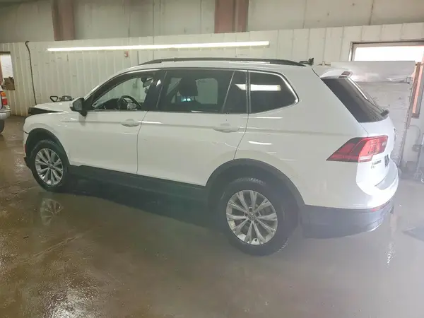 3VV2B7AX4KM076944 2019 VOLKSWAGEN TIGUAN - Image 2