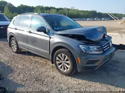 3VV2B7AX4KM077687 2019 VOLKSWAGEN TIGUAN