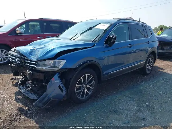 3VV2B7AX4KM083120 2019 VOLKSWAGEN TIGUAN - Image 2