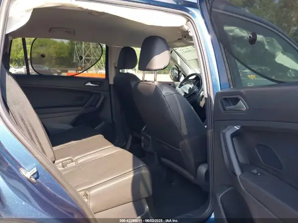 3VV2B7AX4KM083120 2019 VOLKSWAGEN TIGUAN - Image 8