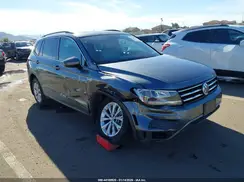 3VV2B7AX4KM085482 2019 VOLKSWAGEN TIGUAN