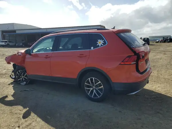 3VV2B7AX4KM089130 2019 VOLKSWAGEN TIGUAN - Image 2