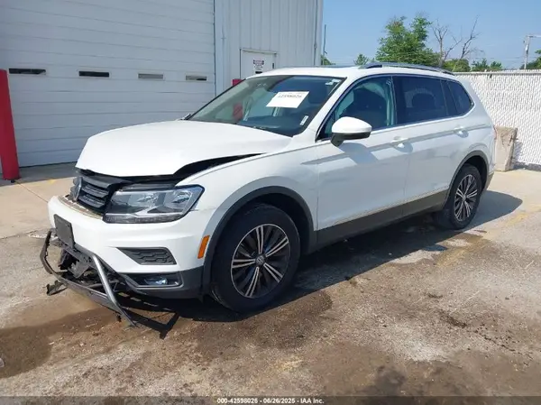 3VV2B7AX4KM125544 2019 VOLKSWAGEN TIGUAN - Image 2