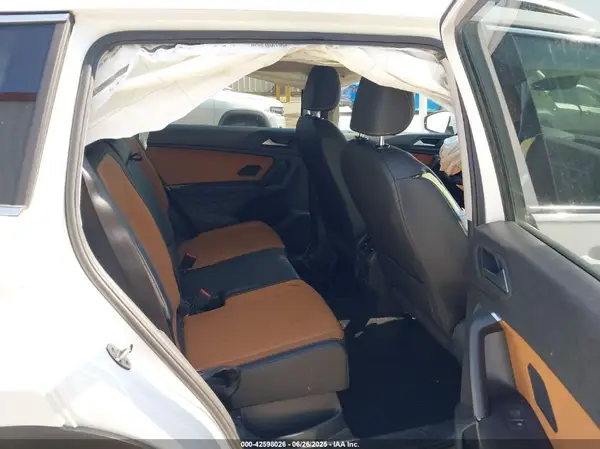 3VV2B7AX4KM125544 2019 VOLKSWAGEN TIGUAN - Image 8