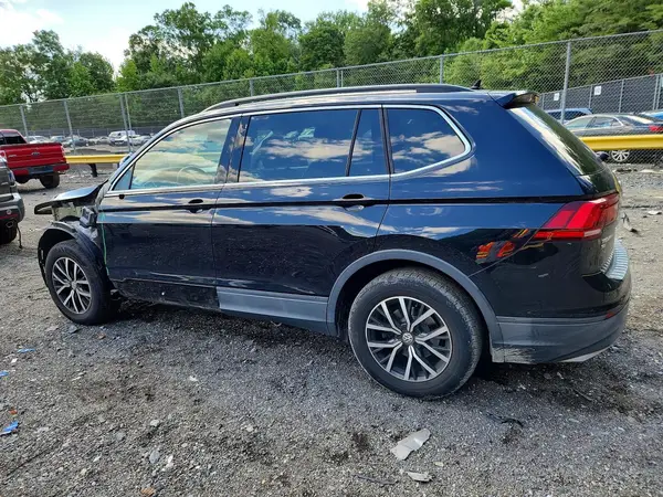 3VV2B7AX4KM134681 2019 VOLKSWAGEN TIGUAN - Image 2