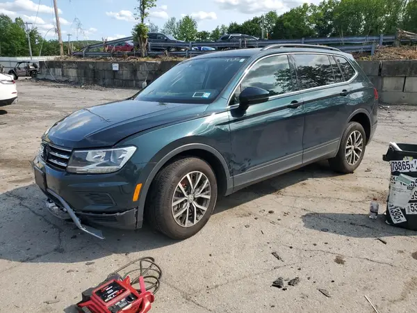 3VV2B7AX4KM135460 2019 VOLKSWAGEN TIGUAN - Image 1