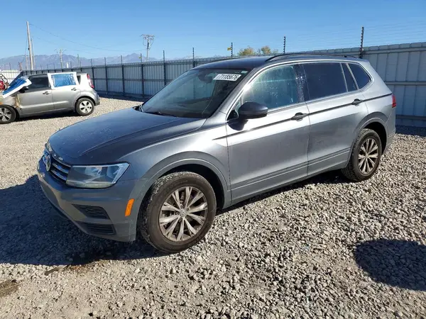 3VV2B7AX4KM142053 2019 VOLKSWAGEN TIGUAN - Image 1