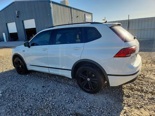 3VV2B7AX4KM143476 2019 VOLKSWAGEN TIGUAN - Image 2