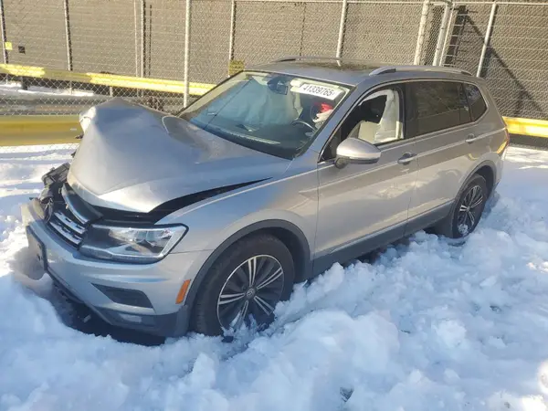 3VV2B7AX4KM151545 2019 VOLKSWAGEN TIGUAN - Image 1