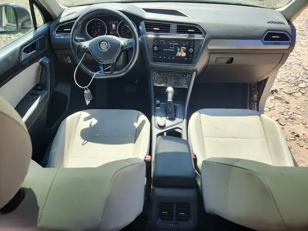 3VV2B7AX4KM176025 2019 VOLKSWAGEN TIGUAN - Image 8