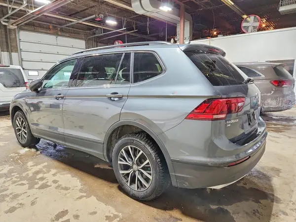 3VV2B7AX4KM179247 2019 VOLKSWAGEN TIGUAN - Image 2