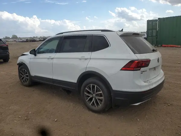 3VV2B7AX4KM182200 2019 VOLKSWAGEN TIGUAN - Image 2