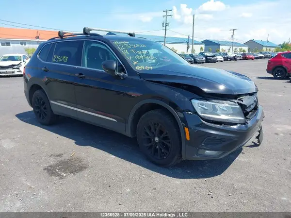 3VV2B7AX4KM182553 2019 VOLKSWAGEN TIGUAN - Image 1