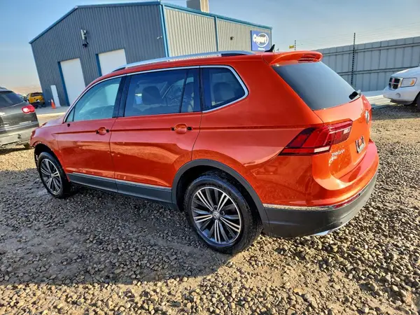 3VV2B7AX4KM182908 2019 VOLKSWAGEN TIGUAN - Image 2