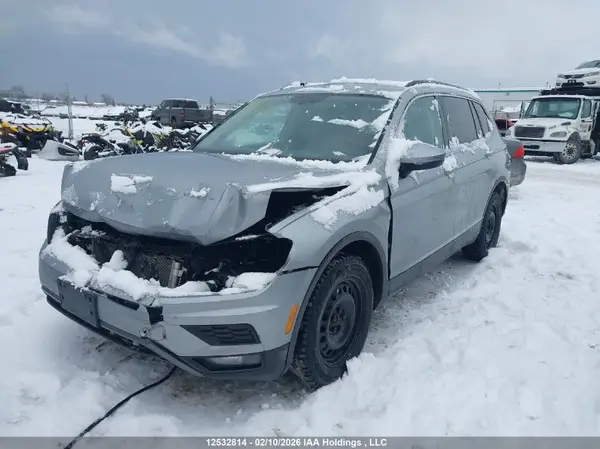 3VV2B7AX4KM183458 2019 VOLKSWAGEN TIGUAN - Image 2