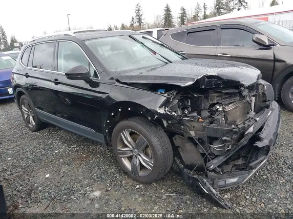 3VV2B7AX4LM008435 2020 VOLKSWAGEN TIGUAN - Image 1