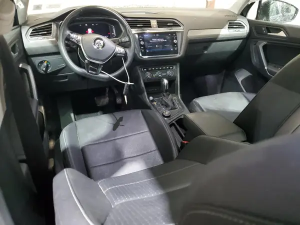 3VV2B7AX4LM033299 2020 VOLKSWAGEN TIGUAN - Image 8