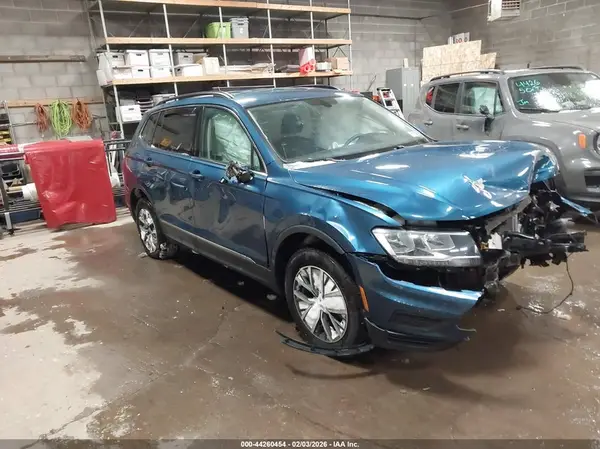 3VV2B7AX4LM081952 2020 VOLKSWAGEN TIGUAN - Image 1
