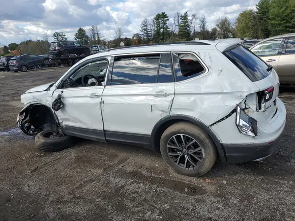 3VV2B7AX4LM091400 2020 VOLKSWAGEN TIGUAN - Image 2