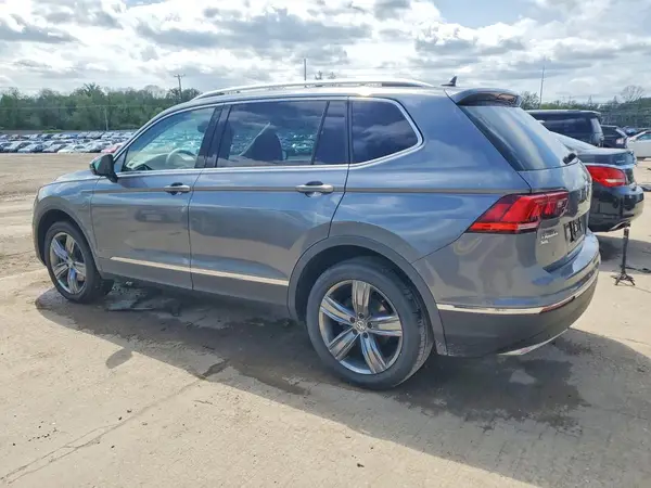 3VV2B7AX4LM128302 2020 VOLKSWAGEN TIGUAN - Image 2
