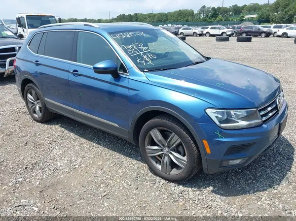 3VV2B7AX4LM137341 2020 VOLKSWAGEN TIGUAN - Image 1