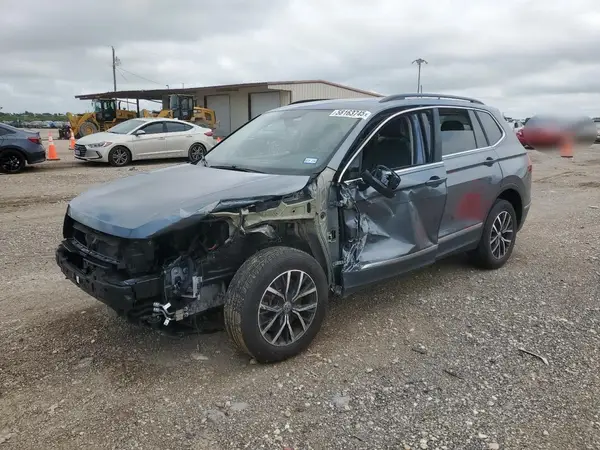 3VV2B7AX4LM151496 2020 VOLKSWAGEN TIGUAN - Image 1