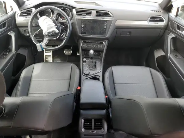 3VV2B7AX4LM161834 2020 VOLKSWAGEN TIGUAN - Image 8