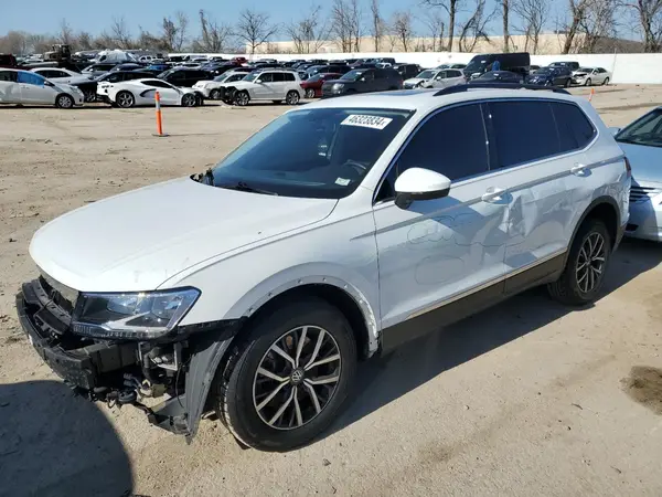 3VV2B7AX4LM174700 2020 VOLKSWAGEN TIGUAN - Image 1