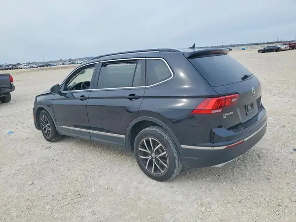 3VV2B7AX4MM005553 2021 VOLKSWAGEN TIGUAN - Image 2