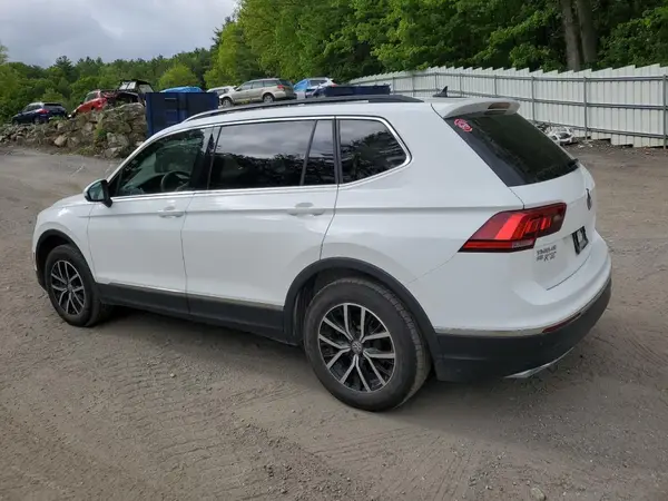 3VV2B7AX4MM055479 2021 VOLKSWAGEN TIGUAN - Image 2