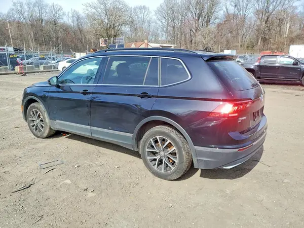 3VV2B7AX4MM153640 2021 VOLKSWAGEN TIGUAN - Image 2