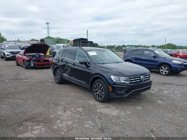 3VV2B7AX4MM159373 2021 VOLKSWAGEN TIGUAN - Image 1