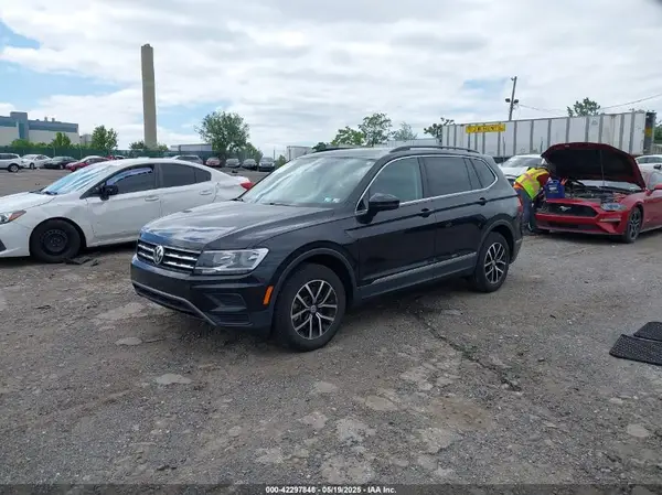 3VV2B7AX4MM159373 2021 VOLKSWAGEN TIGUAN - Image 2