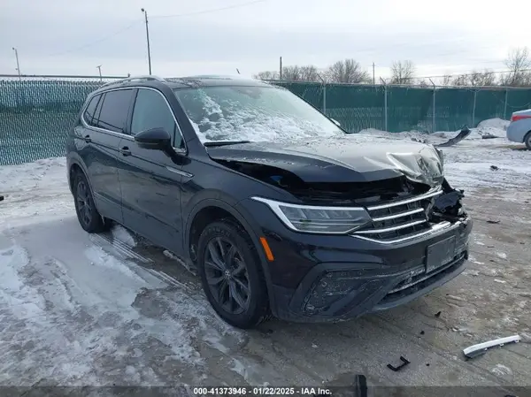 3VV2B7AX4NM027568 2022 VOLKSWAGEN TIGUAN - Image 1