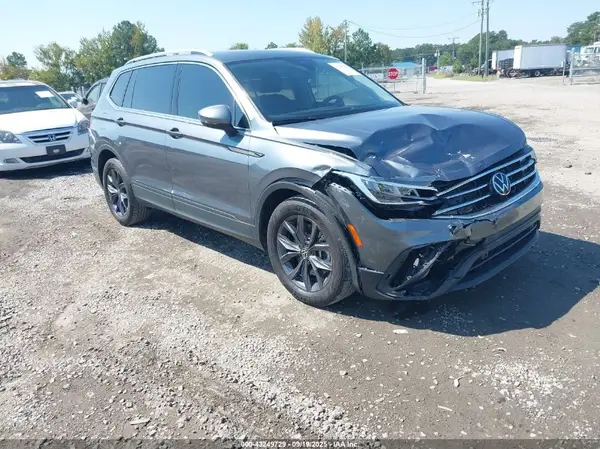 3VV2B7AX4NM031748 2022 VOLKSWAGEN TIGUAN - Image 1