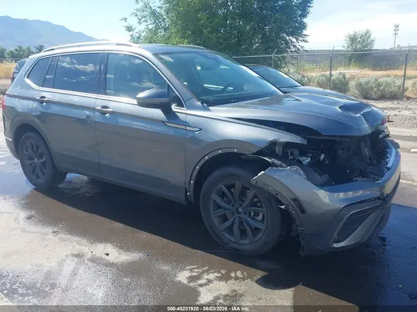 3VV2B7AX4NM037923 2022 VOLKSWAGEN TIGUAN - Image 1