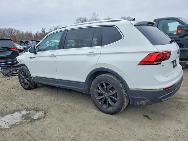 3VV2B7AX4NM040594 2022 VOLKSWAGEN TIGUAN - Image 2