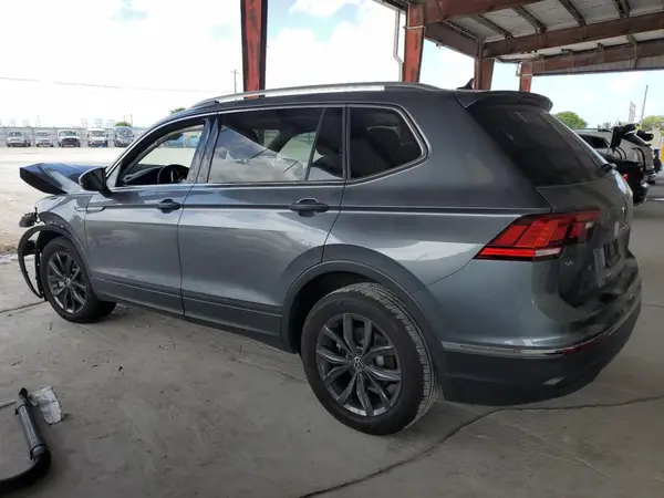 3VV2B7AX4NM056763 2022 VOLKSWAGEN TIGUAN - Image 2