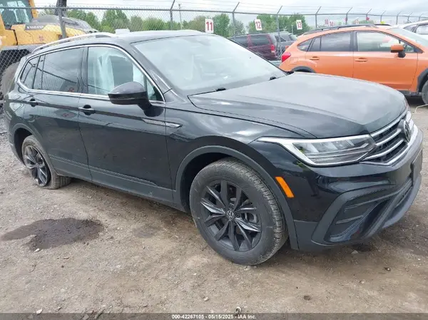 3VV2B7AX4NM093585 2022 VOLKSWAGEN TIGUAN - Image 1