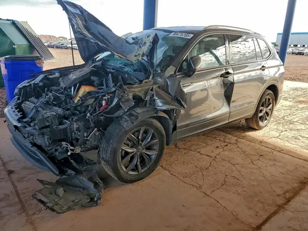 3VV2B7AX4NM101362 2022 VOLKSWAGEN TIGUAN - Image 1