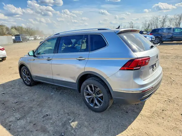 3VV2B7AX4NM147757 2022 VOLKSWAGEN TIGUAN - Image 2