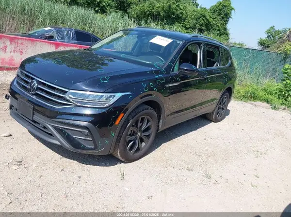 3VV2B7AX4RM120824 2024 VOLKSWAGEN TIGUAN - Image 2