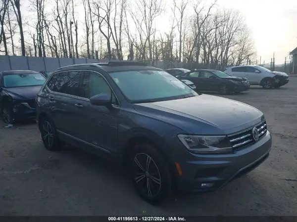 3VV2B7AX5JM000910 2018 VOLKSWAGEN TIGUAN - Image 1