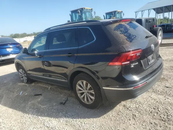3VV2B7AX5JM001992 2018 VOLKSWAGEN TIGUAN - Image 2