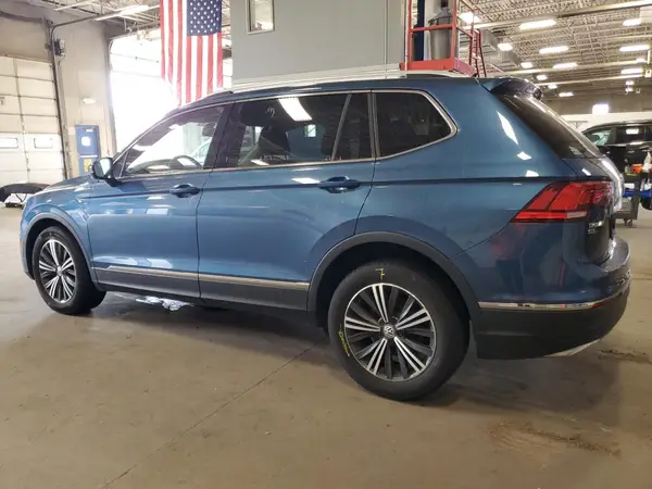 3VV2B7AX5JM008327 2018 VOLKSWAGEN TIGUAN - Image 2