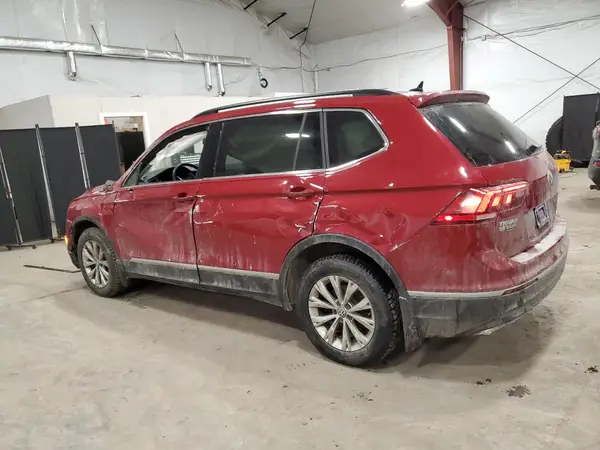 3VV2B7AX5JM017710 2018 VOLKSWAGEN TIGUAN - Image 2