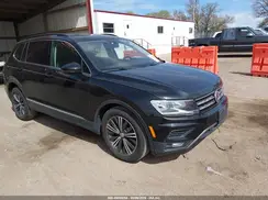 3VV2B7AX5JM037066 2018 VOLKSWAGEN TIGUAN