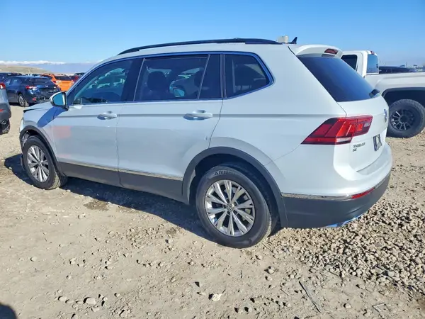 3VV2B7AX5JM059553 2018 VOLKSWAGEN TIGUAN - Image 2