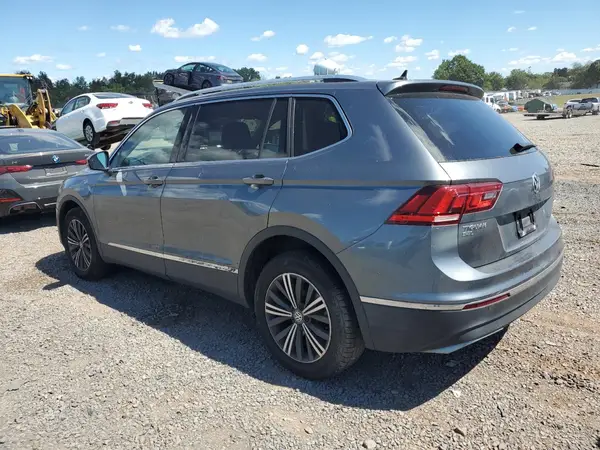 3VV2B7AX5JM065899 2018 VOLKSWAGEN TIGUAN - Image 2